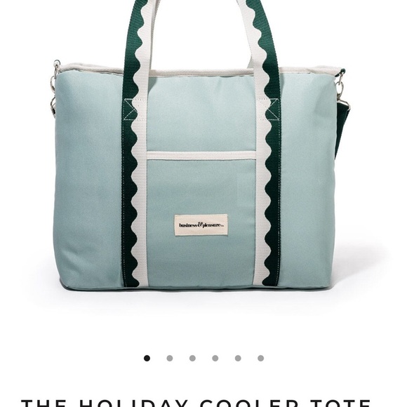 Chic Green and Cream Cooler Tote with Dual Color Handles - Picture 7 of 7